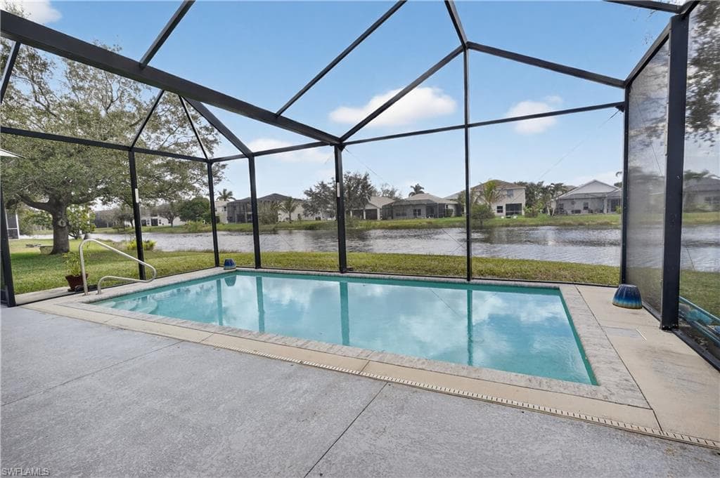 9689 Pineapple Preserve CT-1