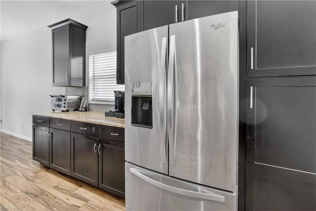 9689 Pineapple Preserve CT-4