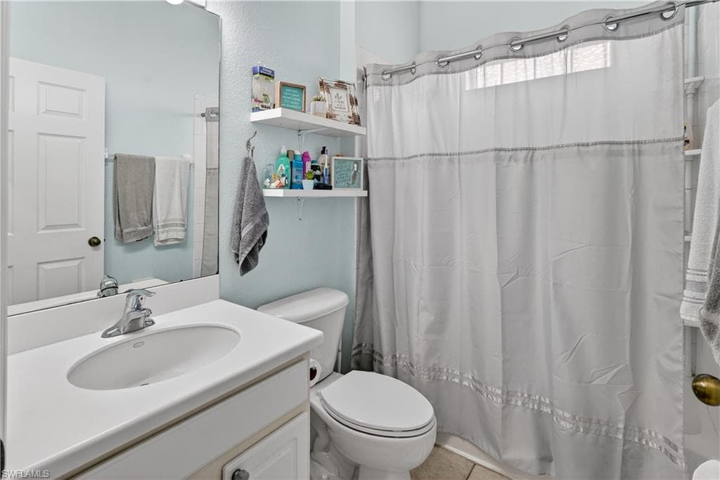 9689 Pineapple Preserve CT-28