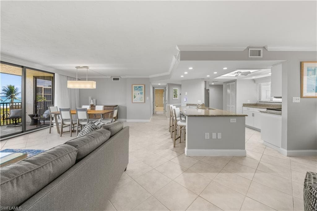 1401 Middle Gulf DR 305R-8