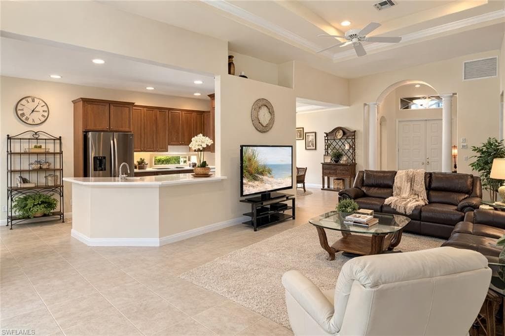 4832 Cerromar DR-1
