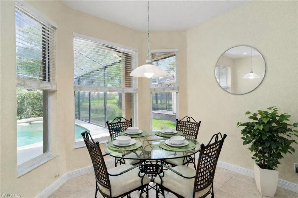 4832 Cerromar DR-11