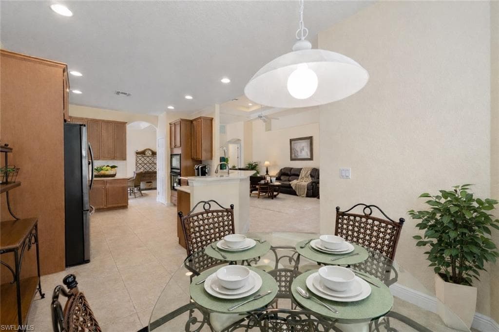 4832 Cerromar DR-9