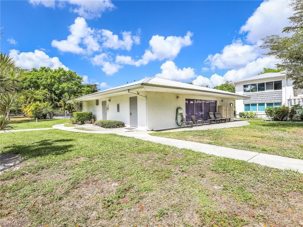 431 Van Buren ST C6-22