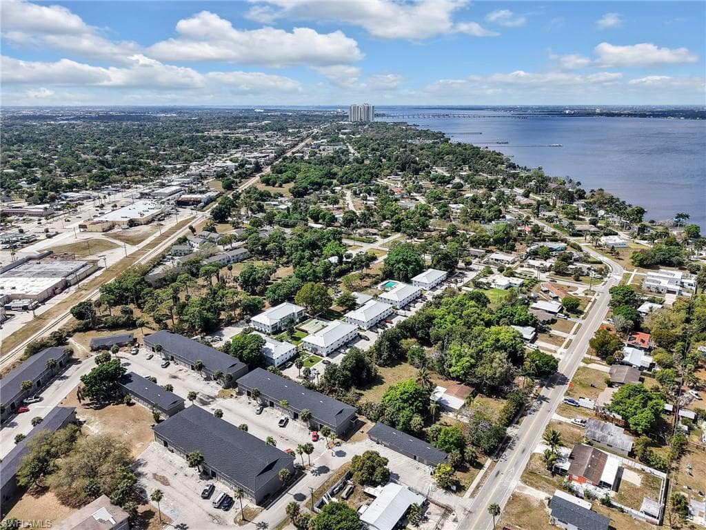 431 Van Buren ST C6-27