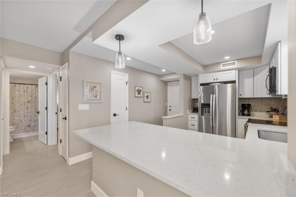 6900 Estero BLVD 108-5
