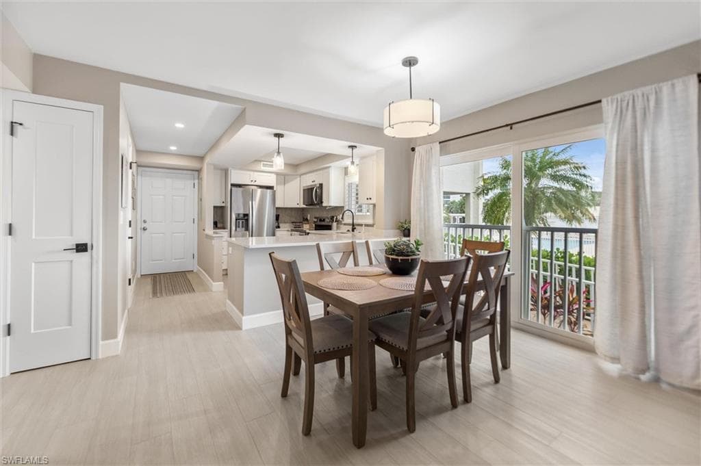6900 Estero BLVD 108-7