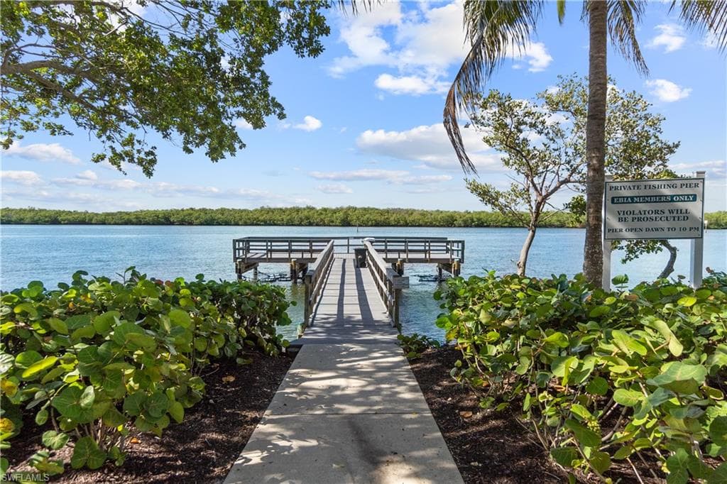 4137 Bay Beach LN 522-22