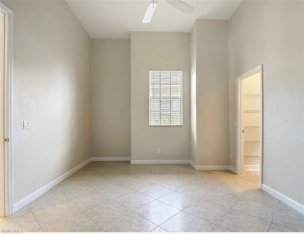 615 Soliel DR-27