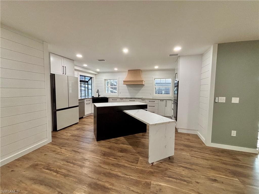 15493 Chloe CIR-12
