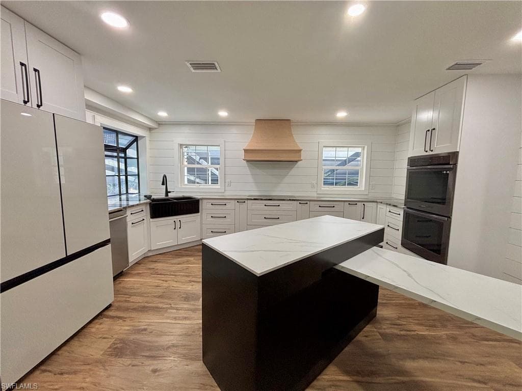 15493 Chloe CIR-13