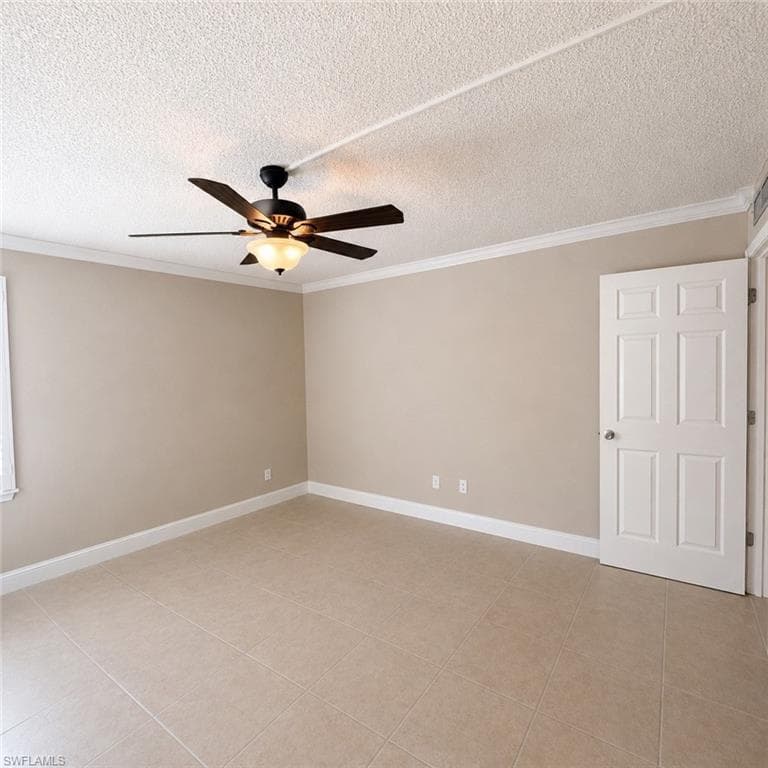 2264 Winkler AVE 202-17