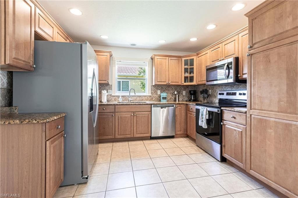 1623 SE 39th TER-13