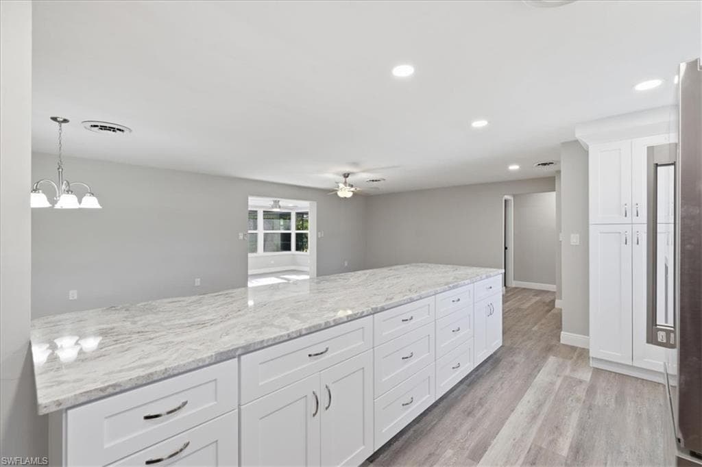 5051 Fairfield DR-11