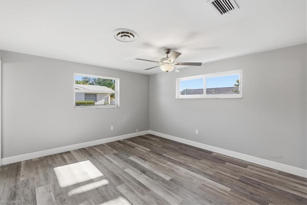 5051 Fairfield DR-13