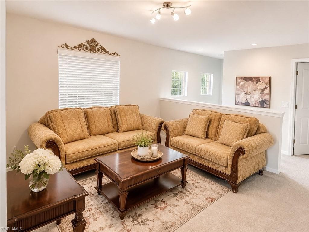 1280 Henley ST 1601-11