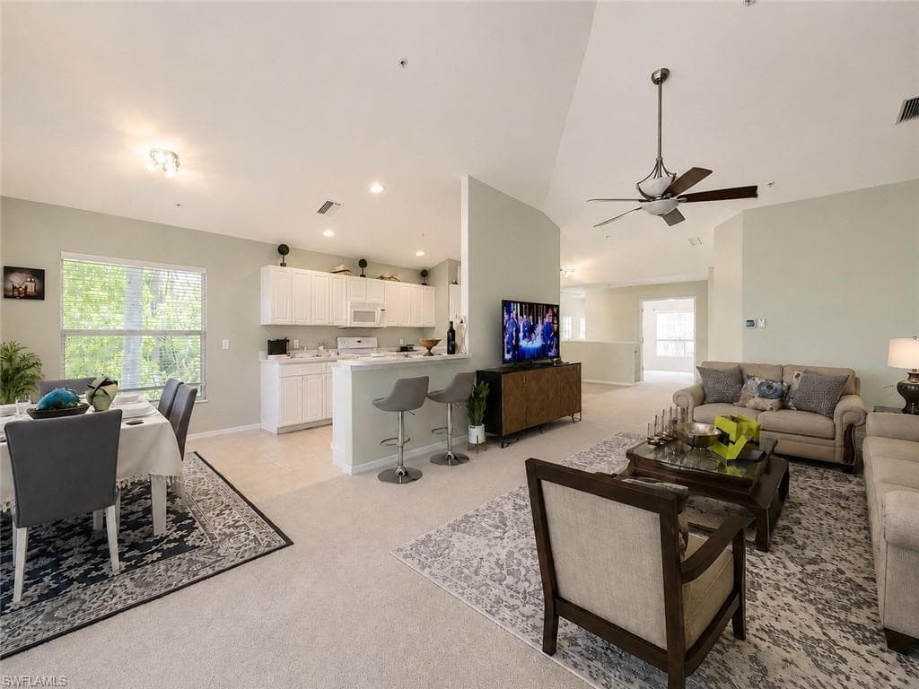 1280 Henley ST 1601-2