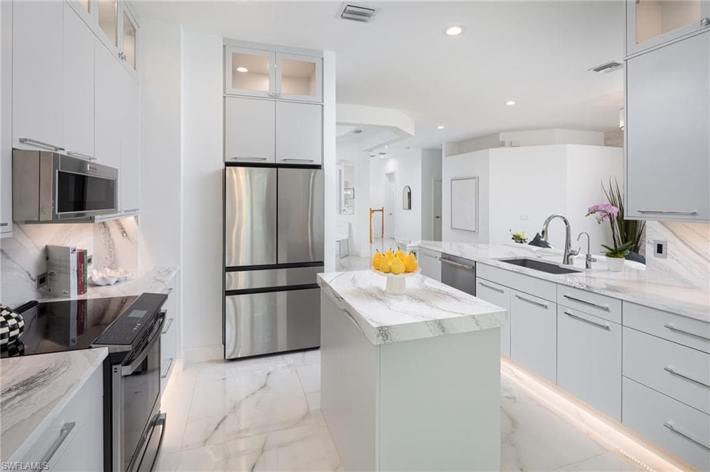 23821 Merano CT 202-13