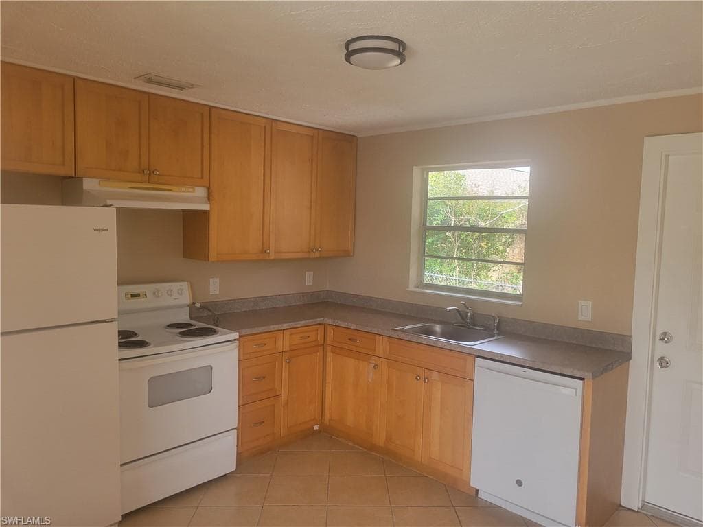 2656 Mangrove ST-5
