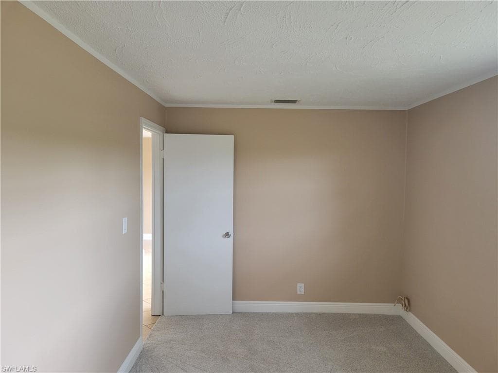 2656 Mangrove ST-4