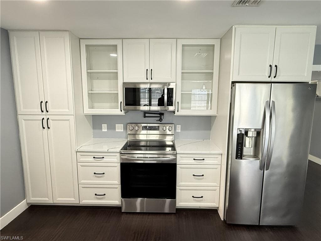 1534 Ricardo AVE-5