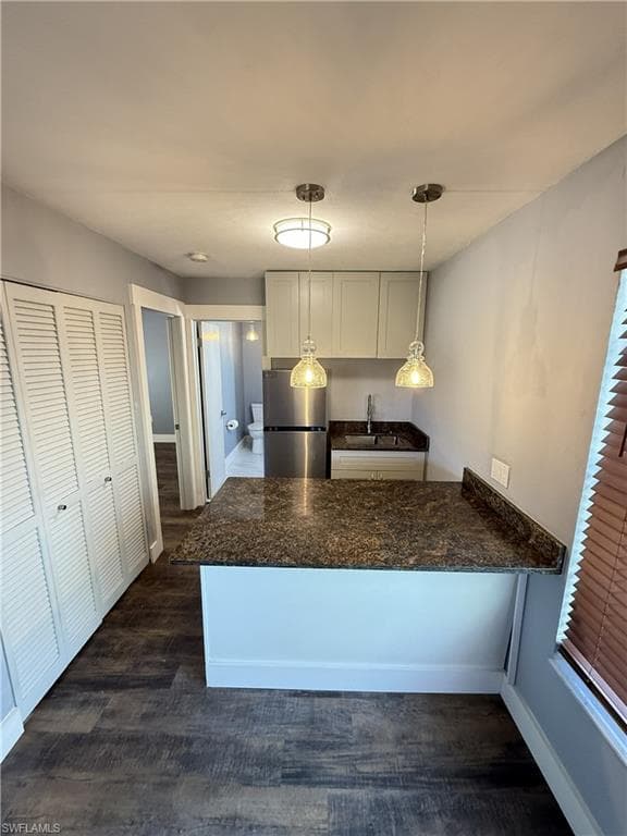 1534 Ricardo AVE-15