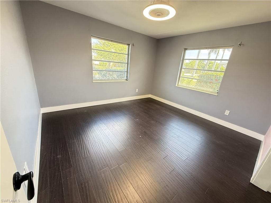 1534 Ricardo AVE-9
