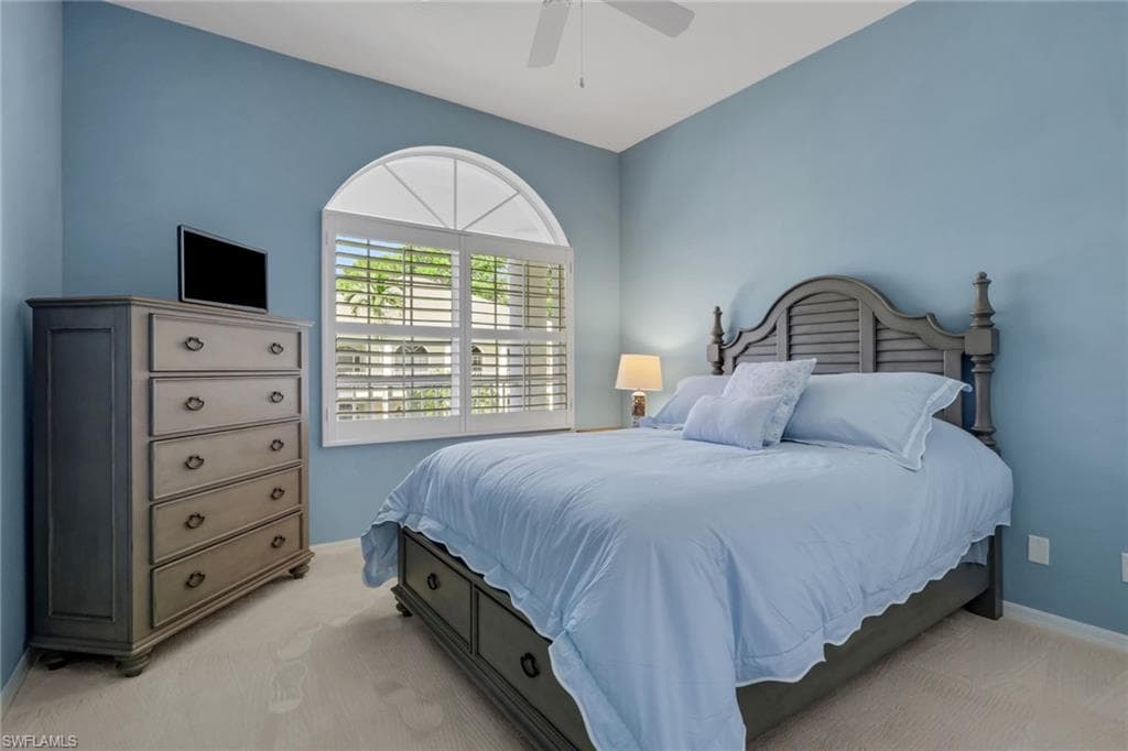 15116 Royal Fern CT B200-16