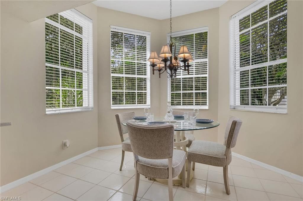 15116 Royal Fern CT B200-9