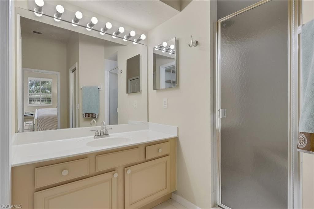 15116 Royal Fern CT B200-14