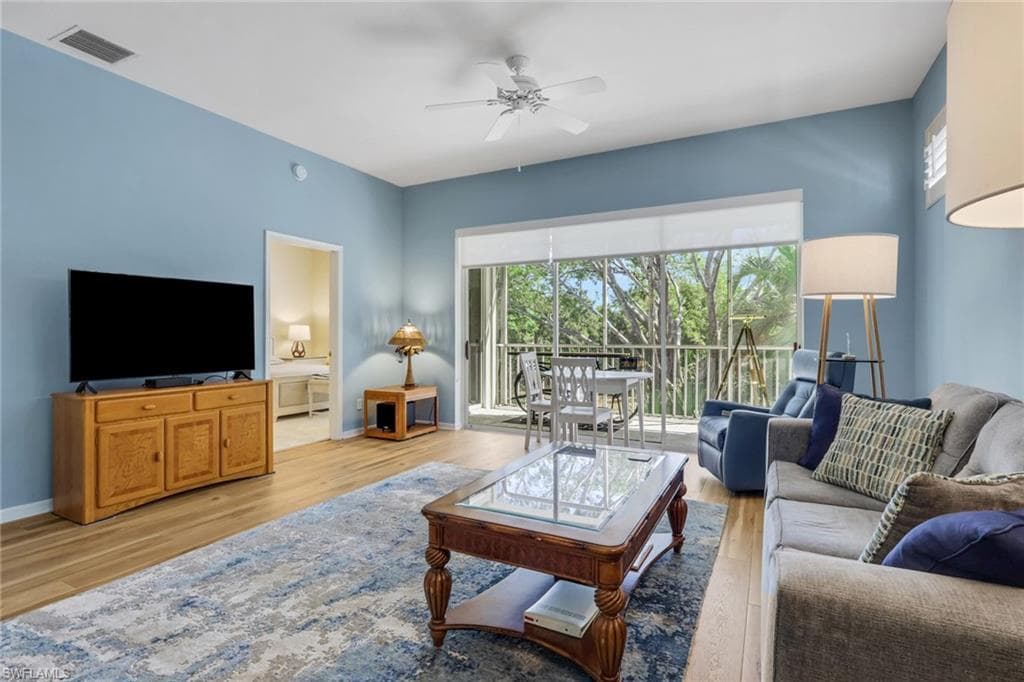 15116 Royal Fern CT B200-10