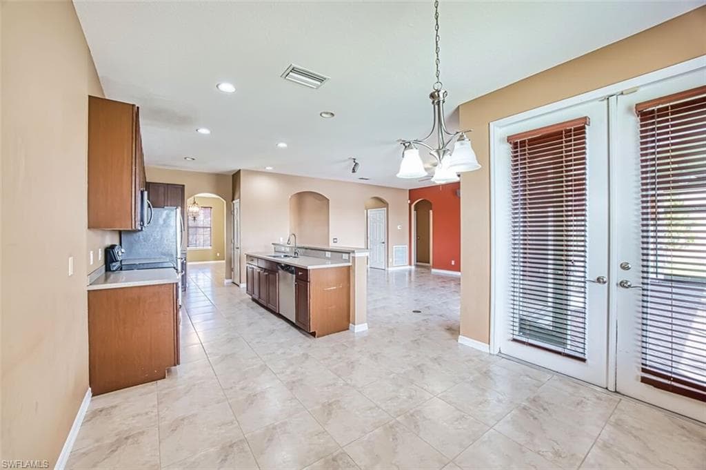 16511 Whispering Trace CT-15