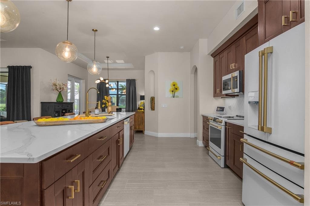 17210 Serengeti CIR-8