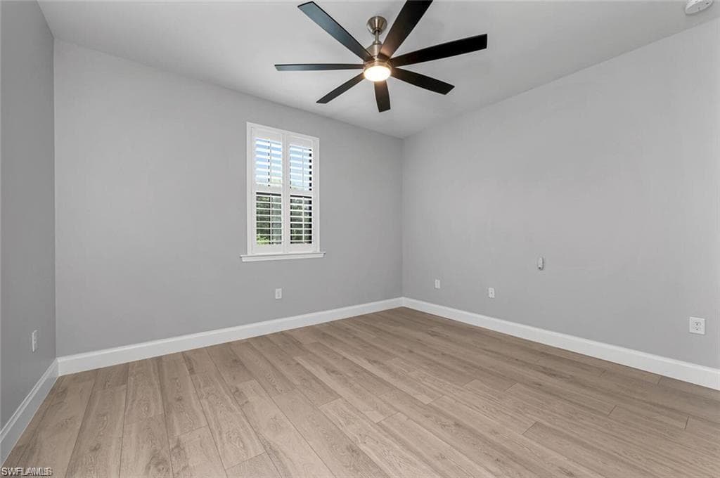 16273 Borelle CIR-18