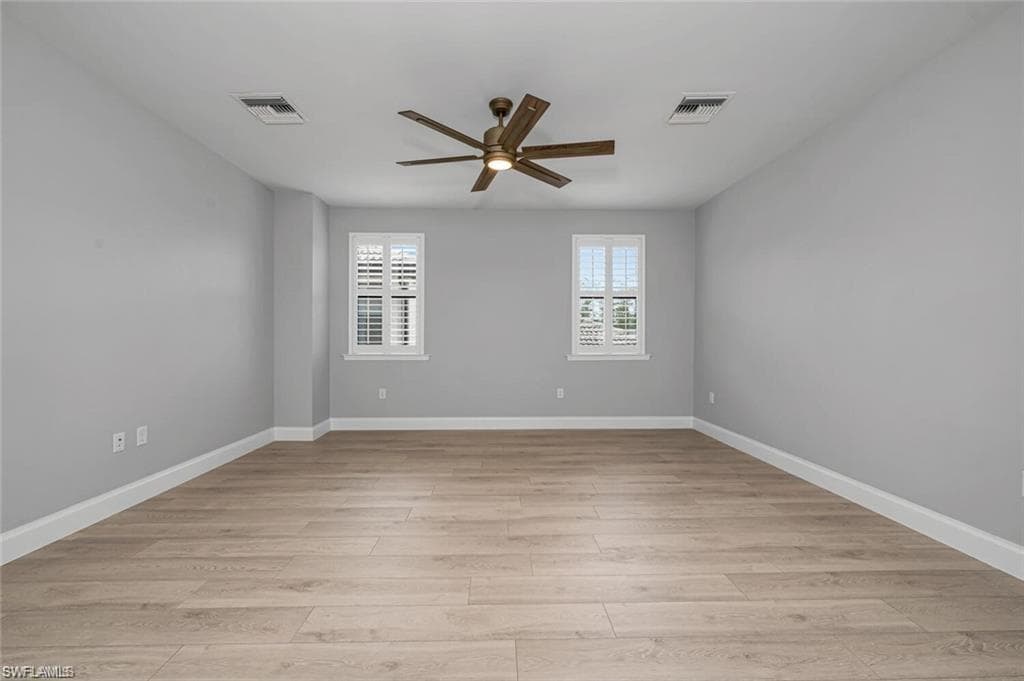 16273 Borelle CIR-20