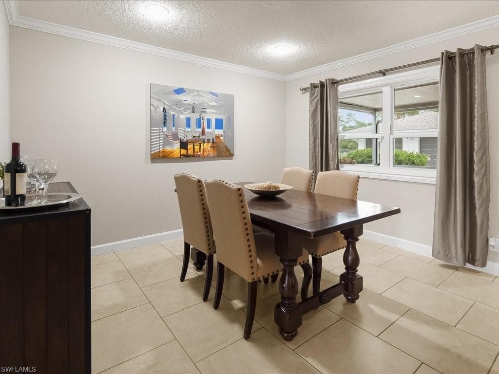 5272 Myrtle LN-9