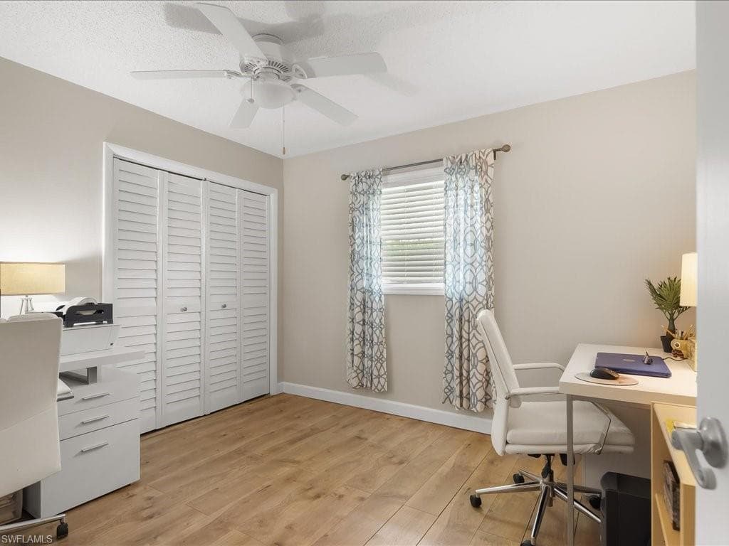 5272 Myrtle LN-13