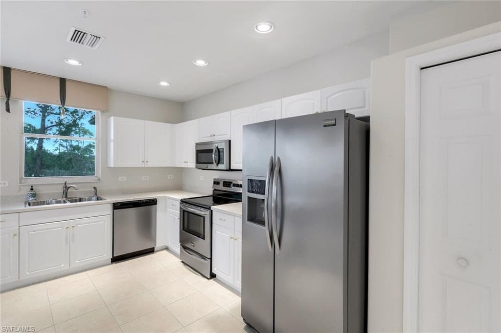 8231 Parkstone PL 301-9