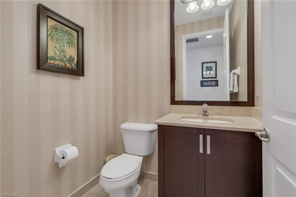 3323 Atlantic CIR-25