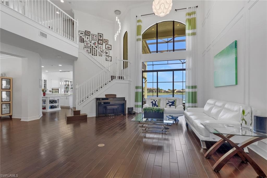 3323 Atlantic CIR-4