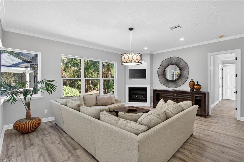 4075 1st AVE SW-15