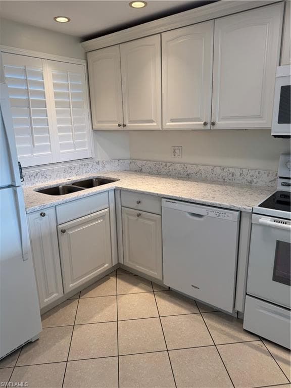 37 High Point CIR E 307-6