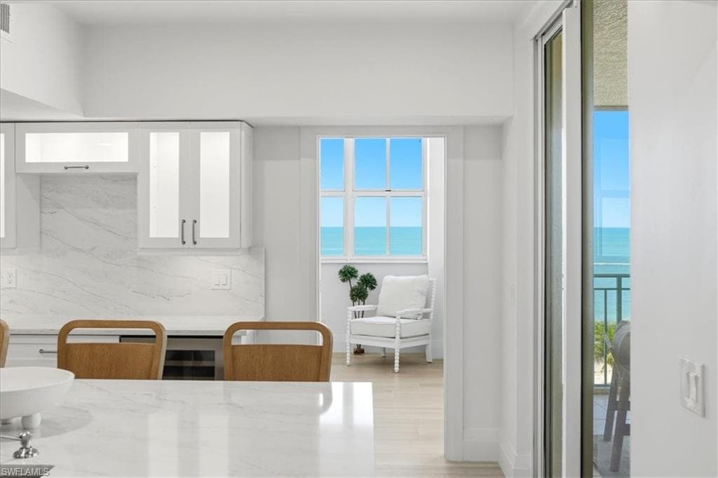 980 Cape Marco DR 706-10