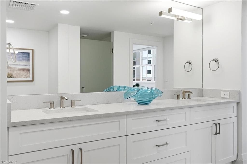 980 Cape Marco DR 706-18