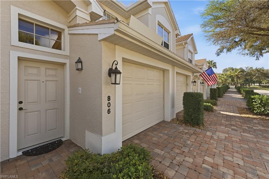 23541 Sandycreek TER 806-3