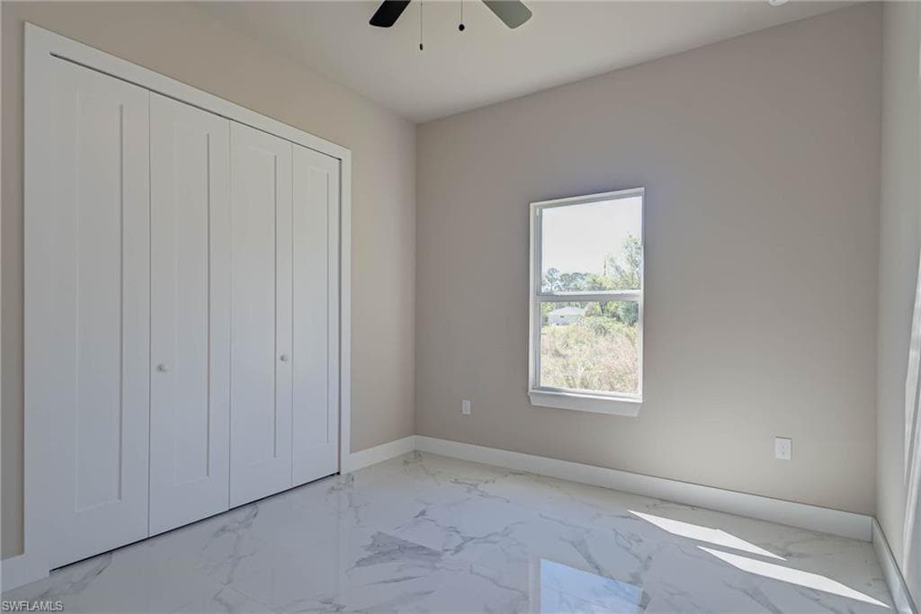 2023 Robert AVE-15