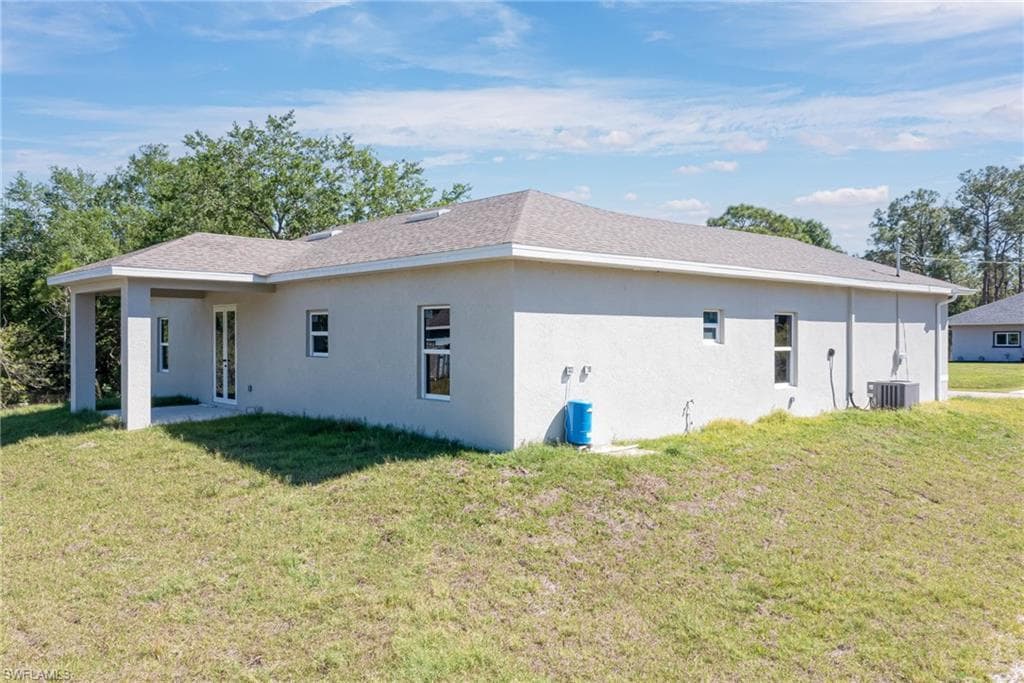 2023 Robert AVE-19