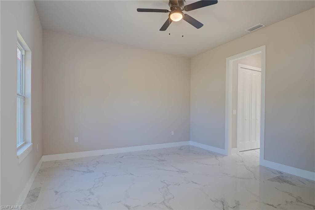 2023 Robert AVE-9