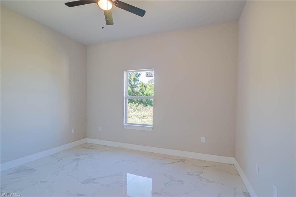 2023 Robert AVE-13