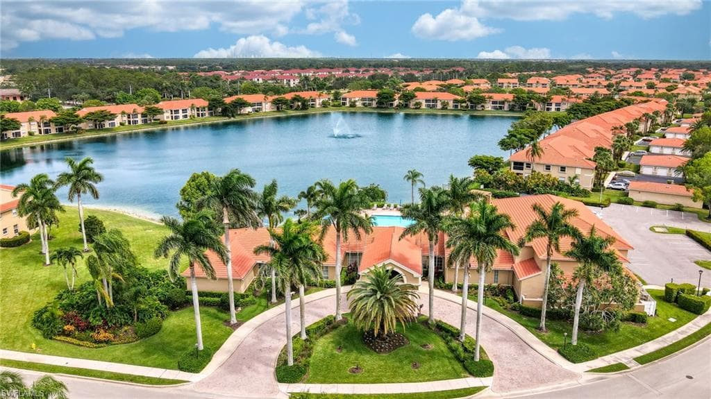 6930 Huntington Lakes CIR 203-16